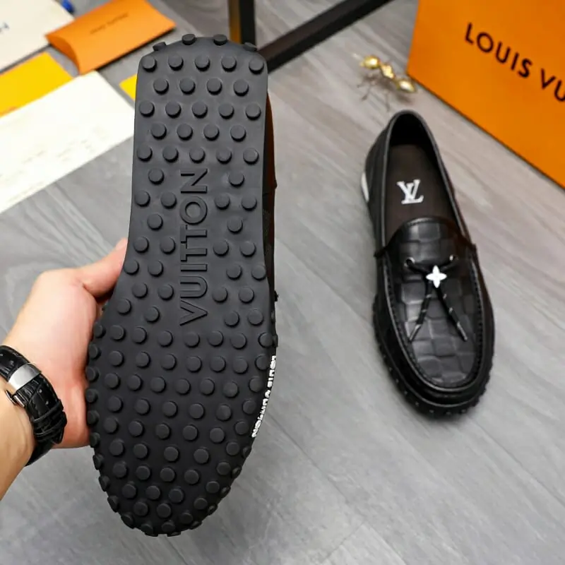 louis vuitton decontractees chaussures pour homme s_12555004